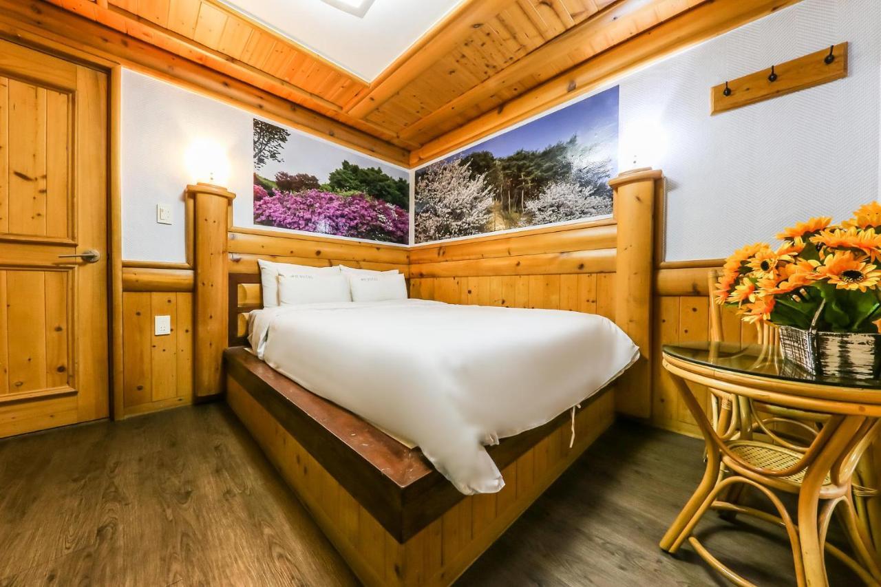 Pine Motel Порён Экстерьер фото